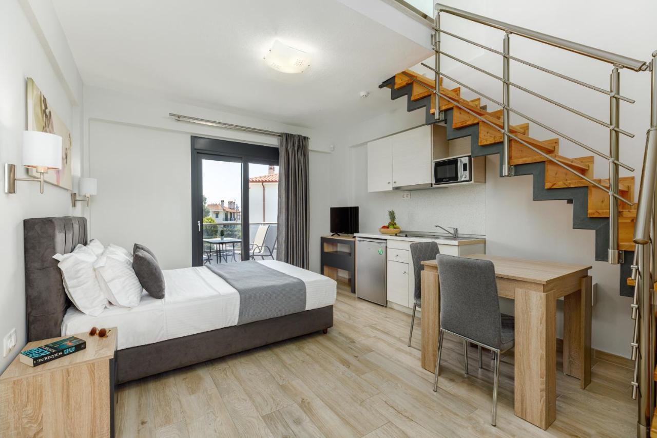 Ilis Villas Nikiti  Exterior foto
